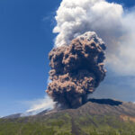 Etna: eruption with a 7-km-high ash cloud; explosive activity on the wane