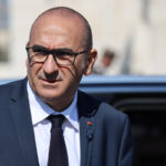 Migrants: France to step up border controls with Spain