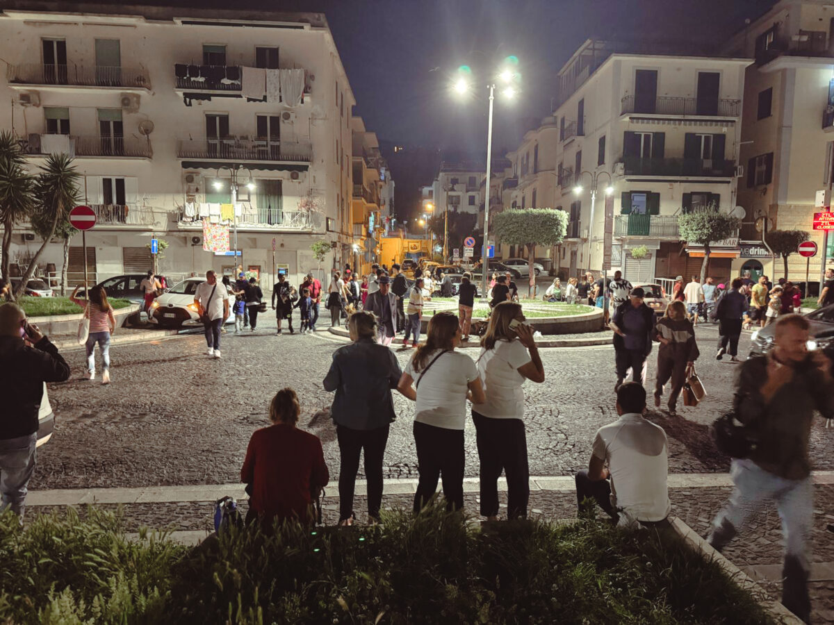 Campi Flegrei: 20 injured, including 2 in a serious condition; 22 families evacuated Campi Flegrei: 20 injured, including 2 in a serious condition; 22 families evacuated