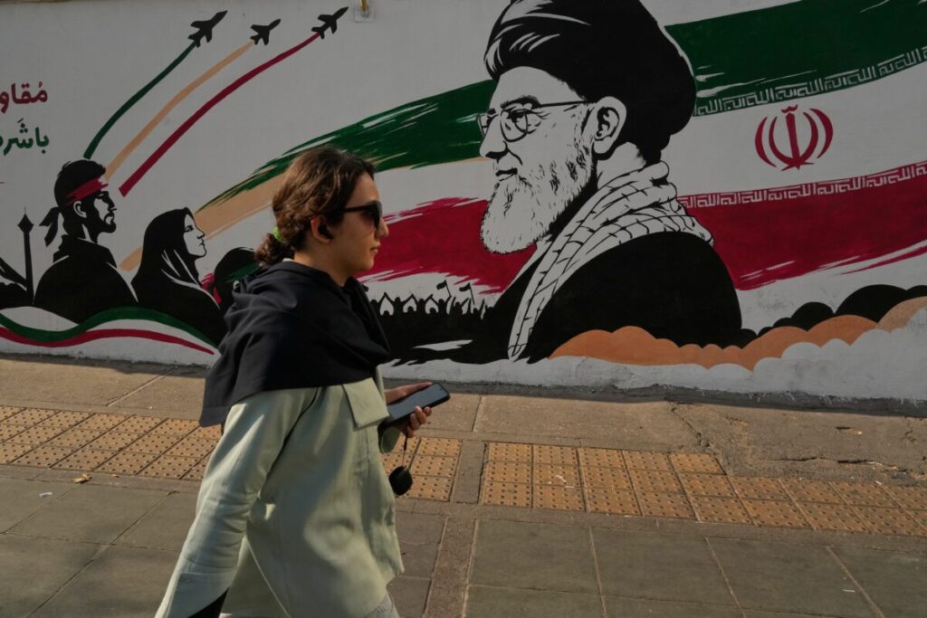 Middle East, US: ‘Residents should consider leaving the region’