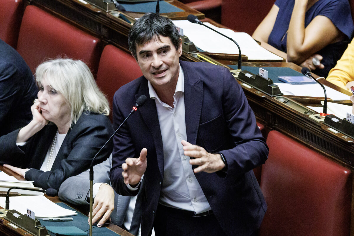 Migrants, Fratoianni: “International attack by the far-right in the EU and U.S. against progressive Spain” Migrants, Fratoianni: “International attack by the far-right in the EU and U.S. against progressive Spain”