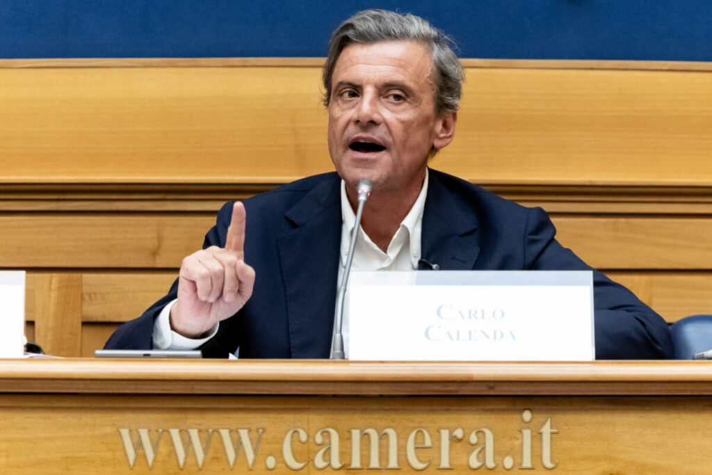 Migrants, Calenda: “‘Albania model’ does not exist, useless electoral slogans”