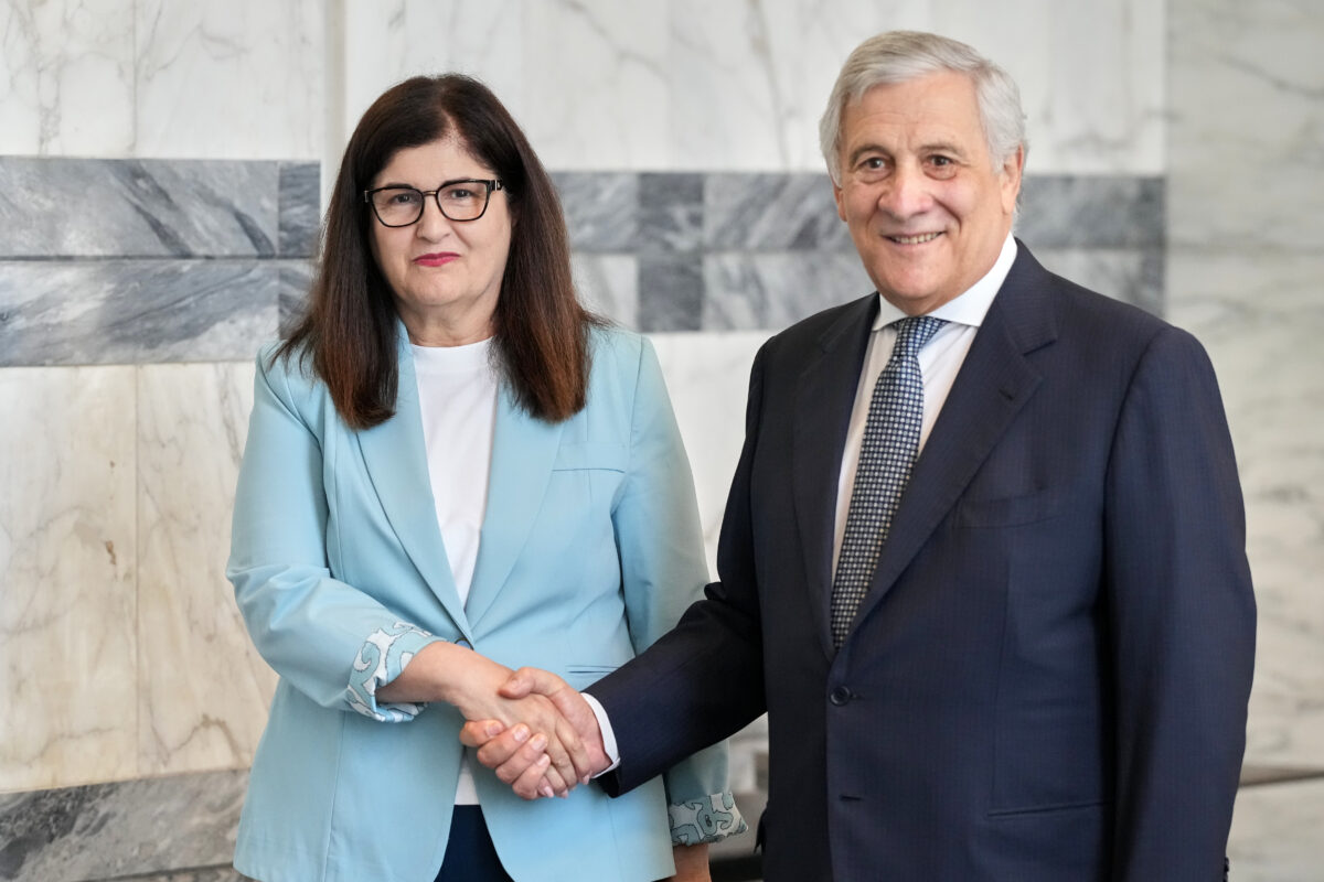 Quirinale, Tajani: “Me a candidate? I am fine where I am, I hope for a centre-right president” Quirinale, Tajani: “Me a candidate? I am fine where I am, I hope for a centre-right president”