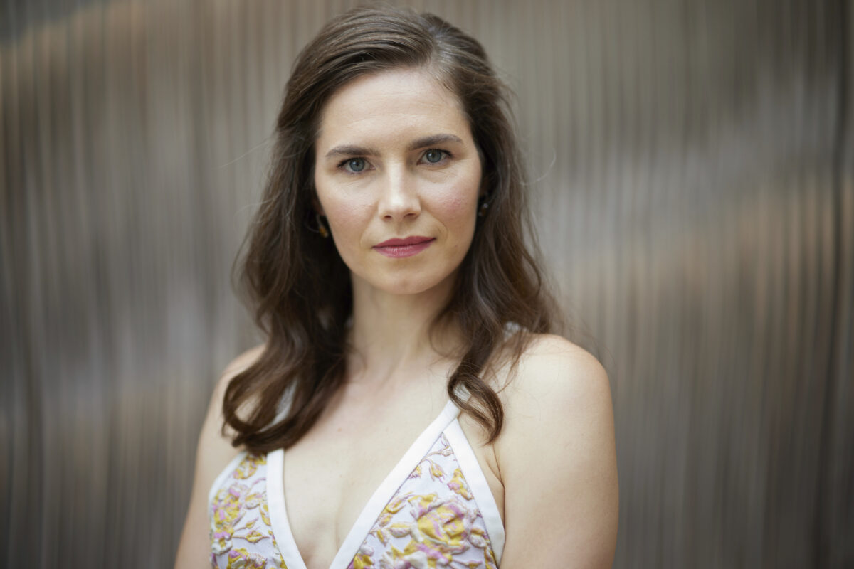 Meredith murder case: family’s lawyer: “Amanda Knox’s play is an affront to her memory”
