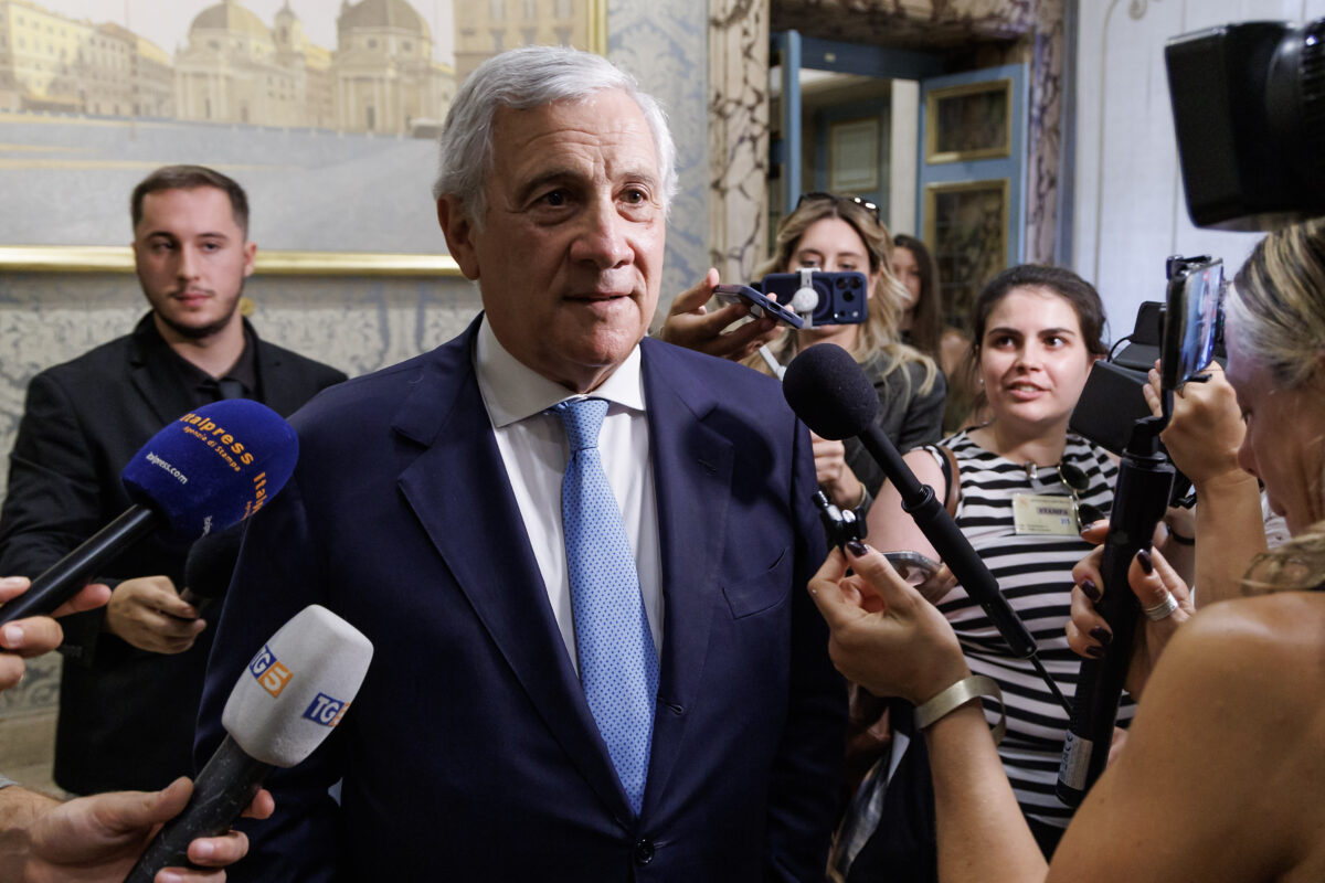 Migrants, Tajani to Albares: “I respond with declining irregular migration figures” Migrants, Tajani to Albares: “I respond with declining irregular migration figures”