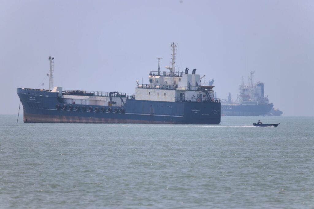 Iran, Tehran: ‘Trump is unreliable; he said 75 times that the Strait of Hormuz was open’