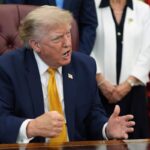 “Iran, Trump: ‘Hormuz will reopen very soon or Tehran will be hit hard'”