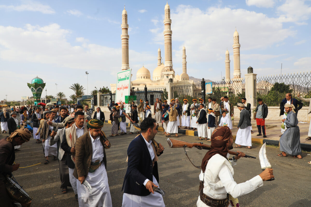 Yemen: 30 Dead and 50 Wounded in Attacks by Houthi Rebels Yemen: 30 Dead and 50 Wounded in Attacks by Houthi Rebels