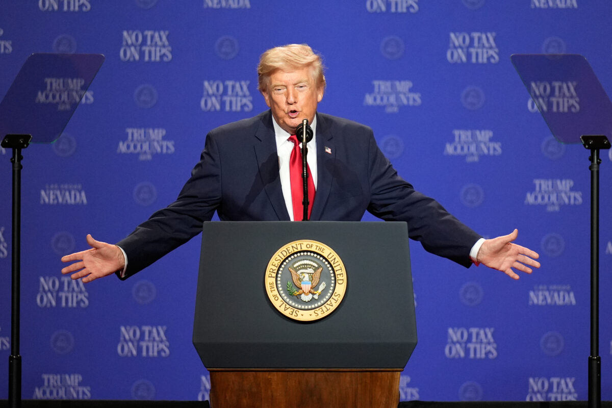 Iran, Trump: “They’re looking for a deal because it’s obvious they don’t want to be hit.”