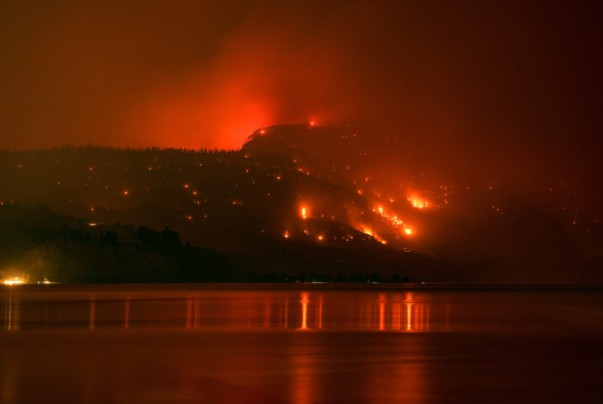 Canada: Wildfires in British Columbia, 20,000 people evacuated