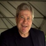 TV: Ben Jones, mechanic Cooter in ‘The Dukes of Hazzard’, dies at 84