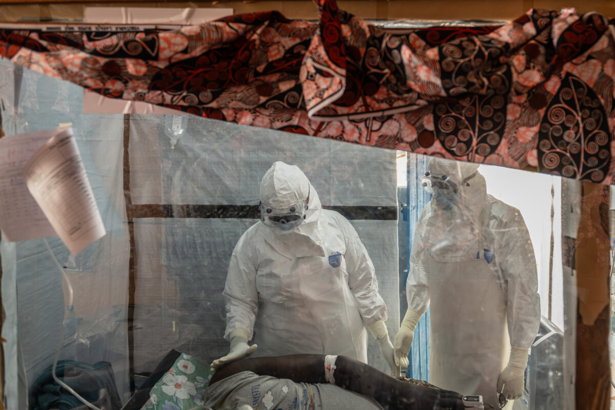 Ebola: 2,000 deaths in Congo, fastest-spreading outbreak ever recorded