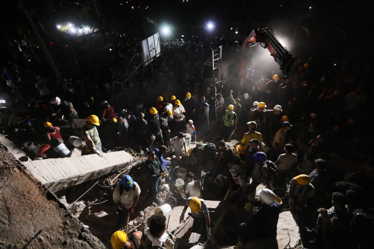 Colombia earthquake: 2,700 people reported missing