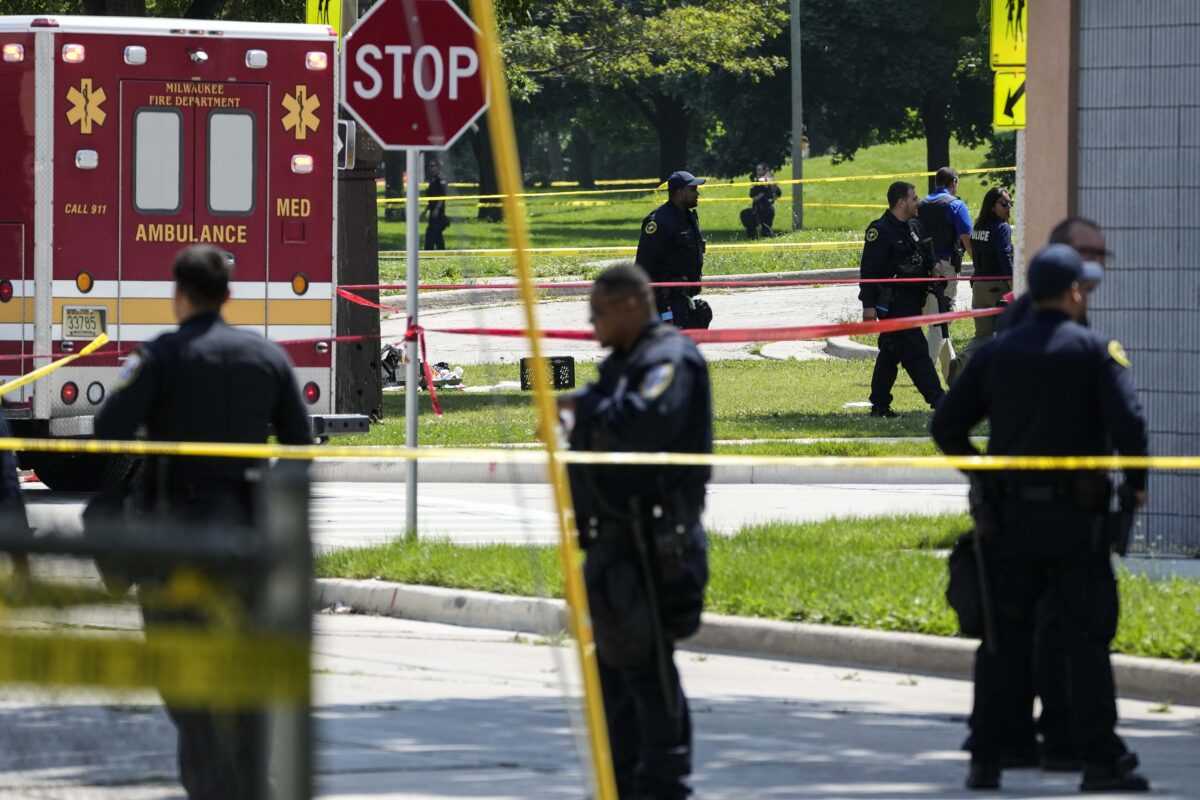 US man kills his partner and son at a nursery in Minnesota and takes his own life US man kills his partner and son at a nursery in Minnesota and takes his own life