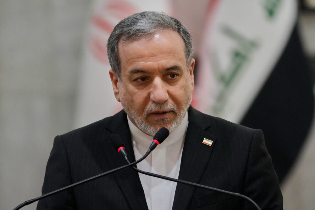 Tehran’s Foreign Minister condemns France: “Enough of the lectures on human rights”