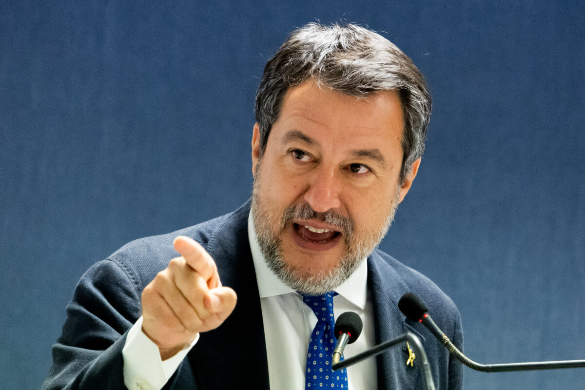 Migrants, League: “No going back on suspension of Schengen” Migrants, League: “No going back on suspension of Schengen”