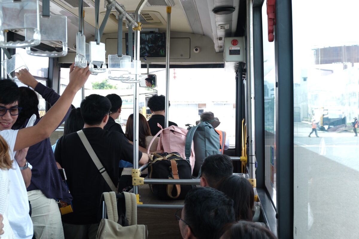 Transport: green light for free buses for under-14s in Sardinia