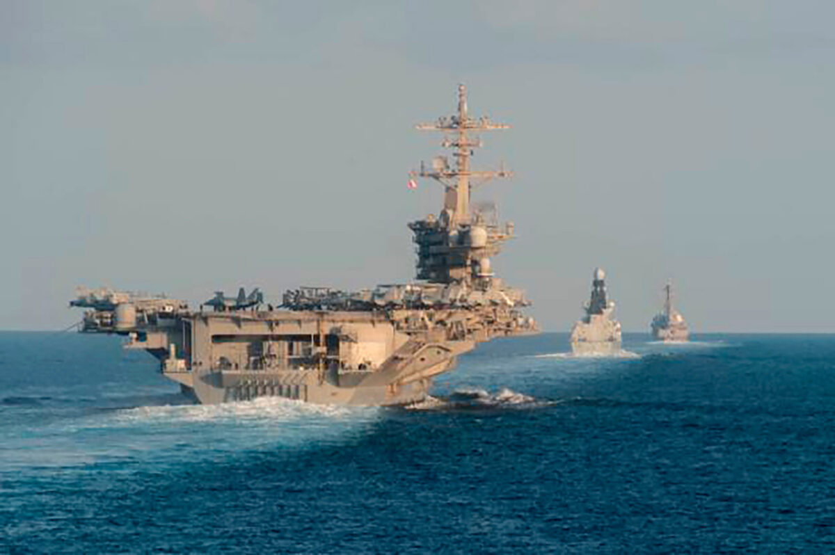 Iran: Centcom denies deaths on board the aircraft carrier Abraham Lincoln Iran: Centcom denies deaths on board the aircraft carrier Abraham Lincoln