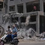 Lebanon: media report Israel bombs Al-Mansouri neighbourhood in Tyre