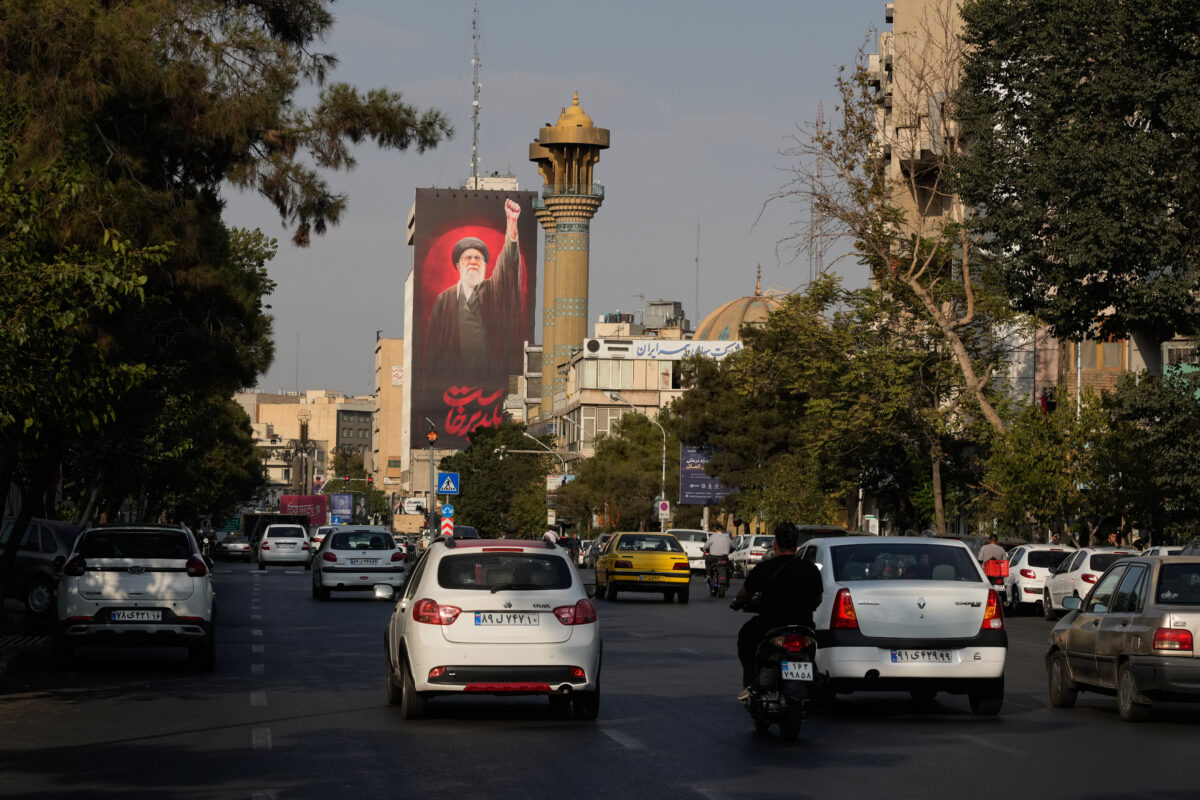 Iran: Tehran says our pilots captured in Qatar are prisoners of war Iran: Tehran says our pilots captured in Qatar are prisoners of war