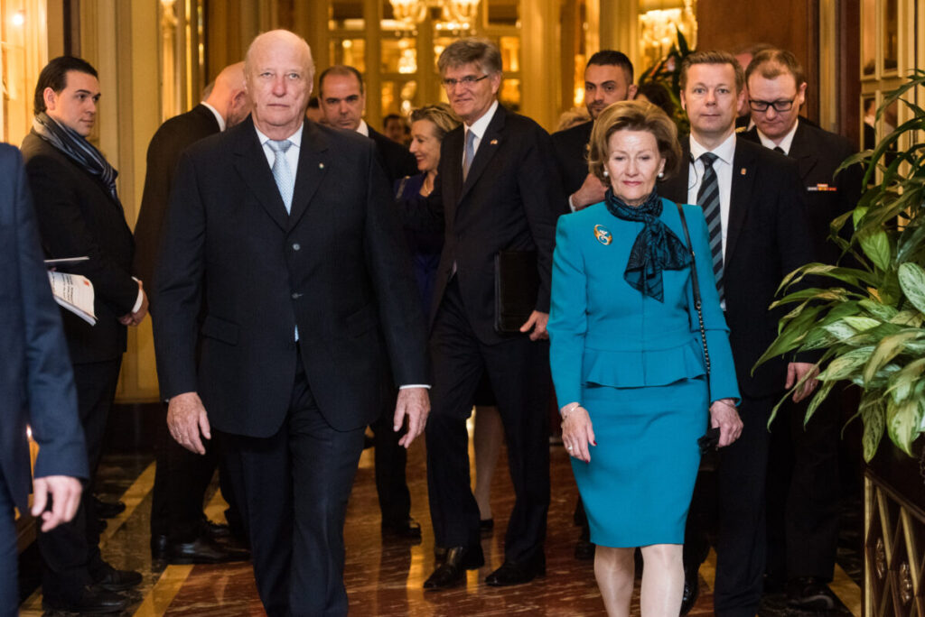 Norway: King Harald has been admitted to hospital; he will remain on leave for two weeks