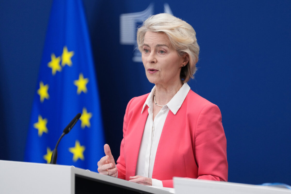 EU, von der Leyen: “We support humanitarian workers, who risk their lives for others” EU, von der Leyen: “We support humanitarian workers, who risk their lives for others”