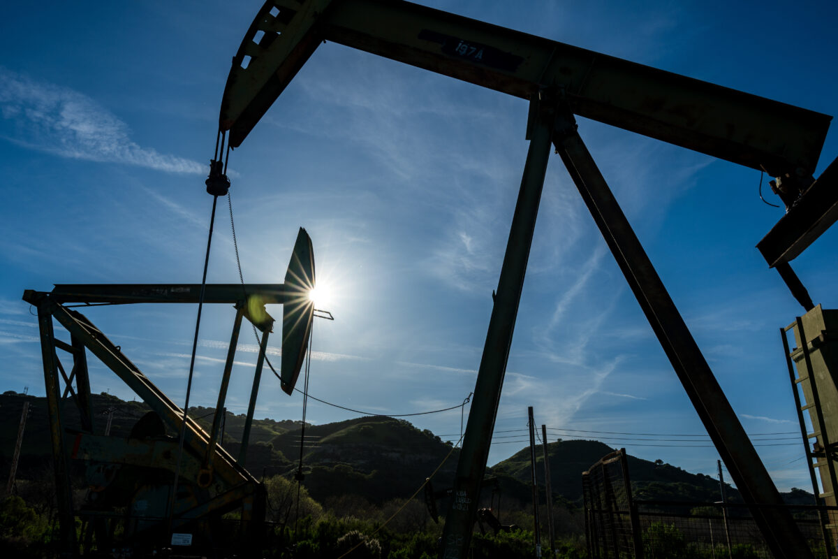 Oil: Brent rises to $91.88 a barrel; WTI at $84.55 Oil: Brent rises to $91.88 a barrel; WTI at $84.55