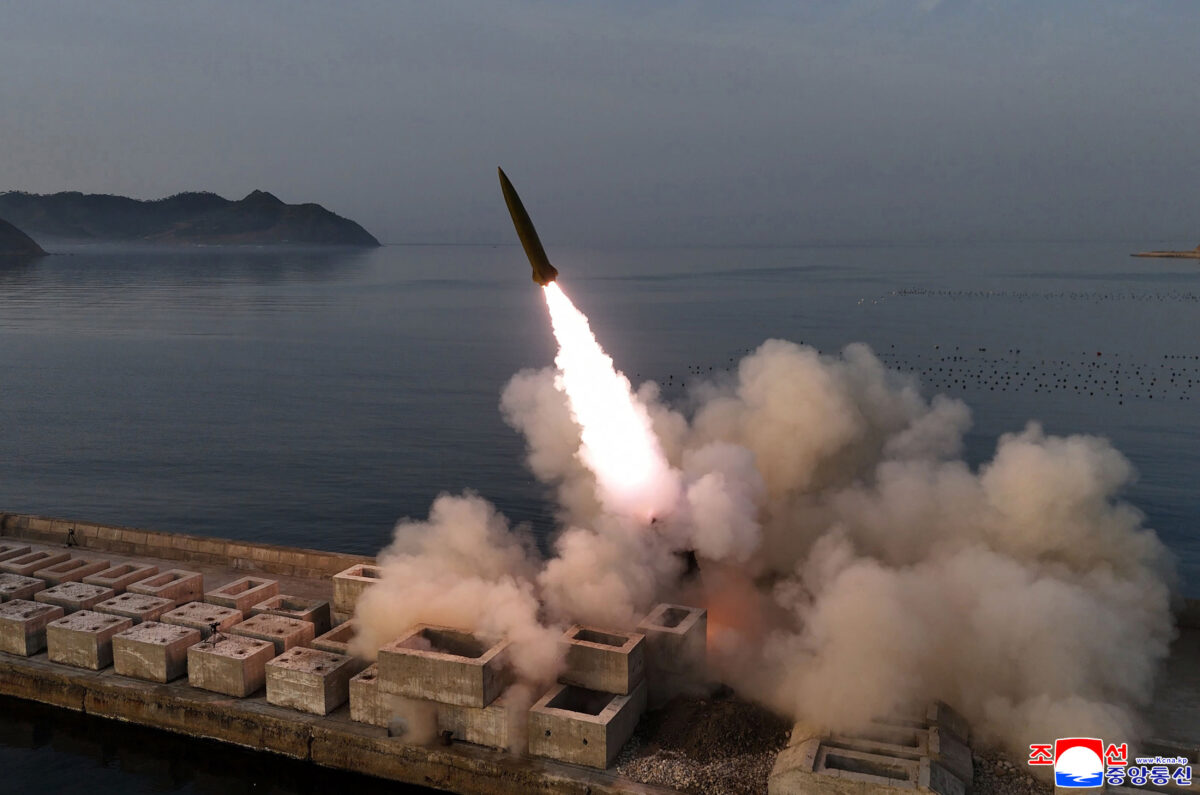 North Korea, Tokyo: “Pyongyang launches possible ballistic missile toward the Sea of Japan”