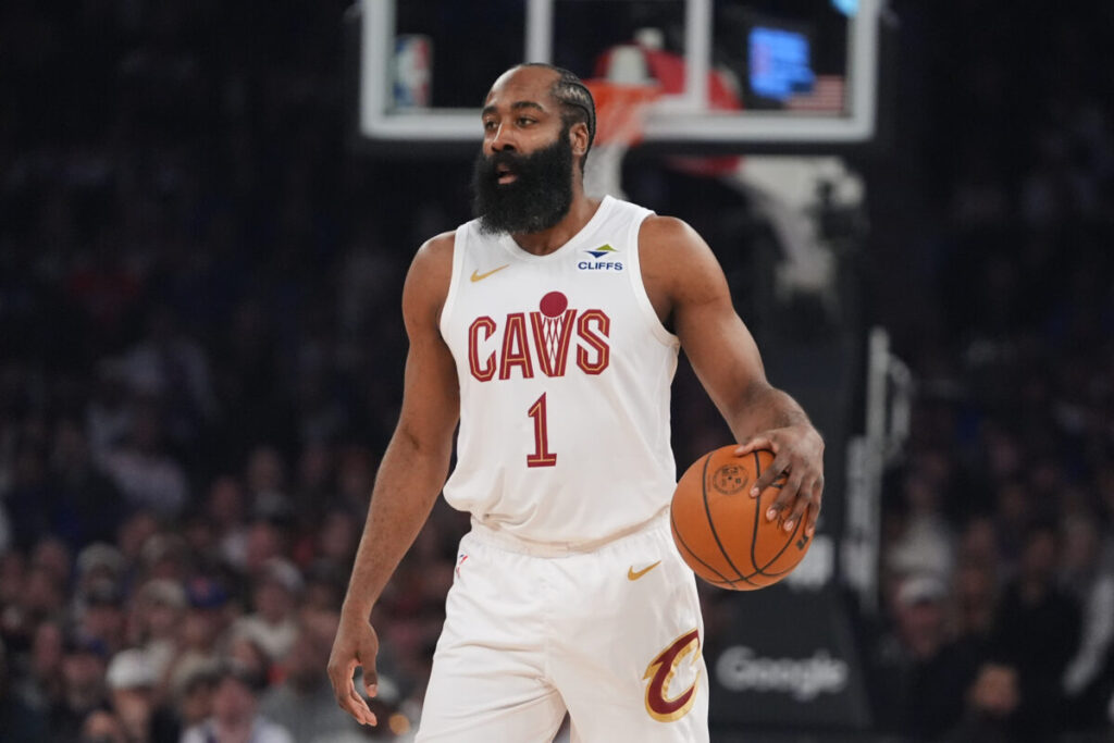 NBA: James Harden signs a three-year contract with the Cleveland Cavs worth $97 million