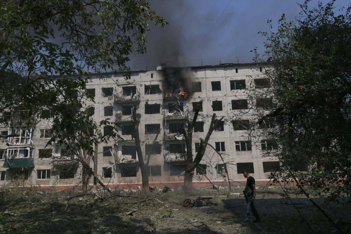 Ukraine, Russian drones strike village in Kharkiv region: at least two dead