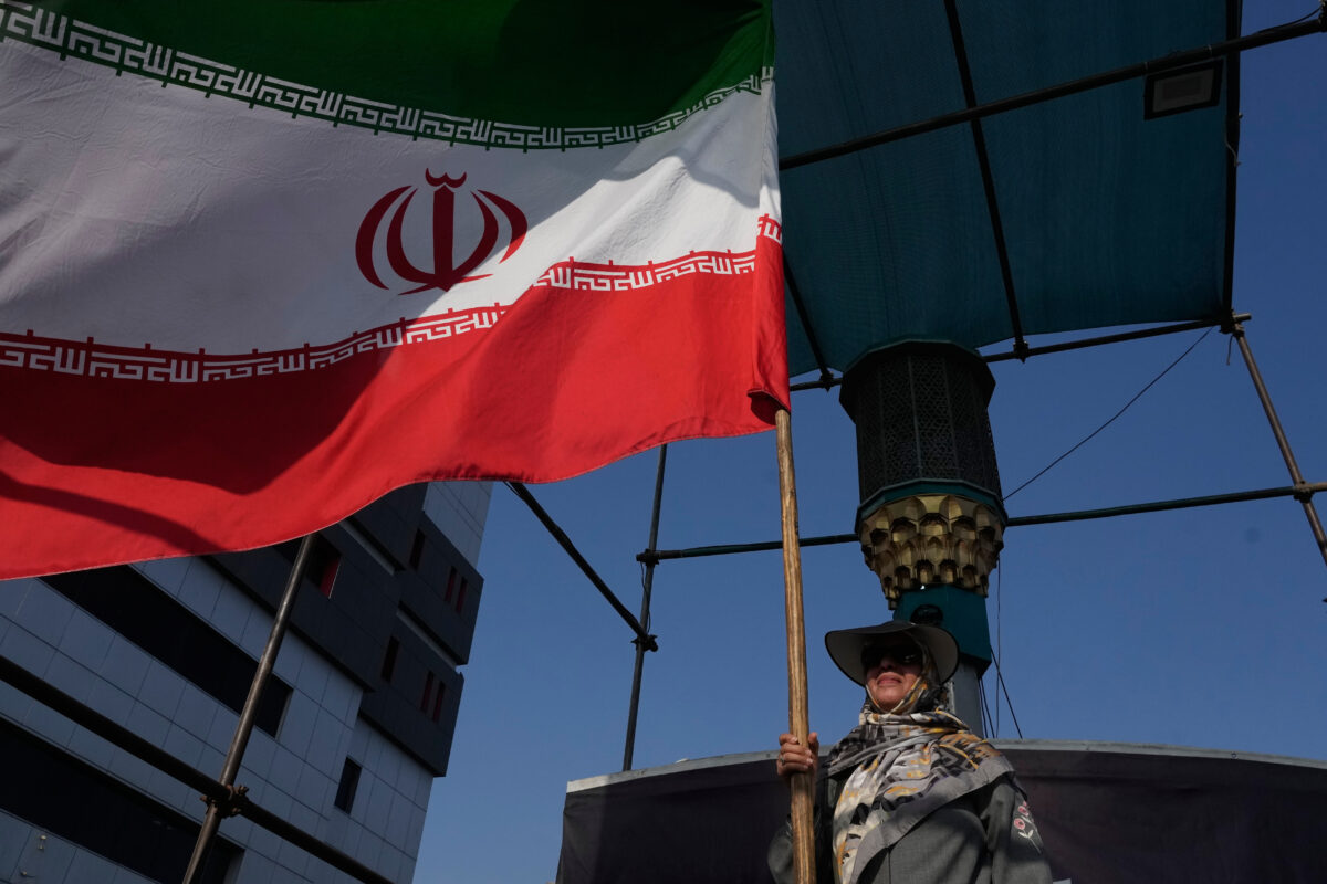 Iran: protester executed, “took part in protests armed with a chainsaw”