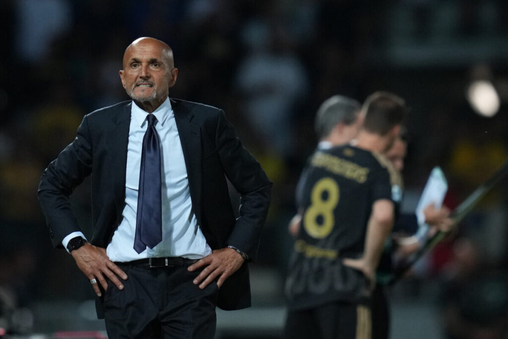 Football, Spalletti: ‘Kolo should have scored; there’s a reason he hasn’t played for two years’
