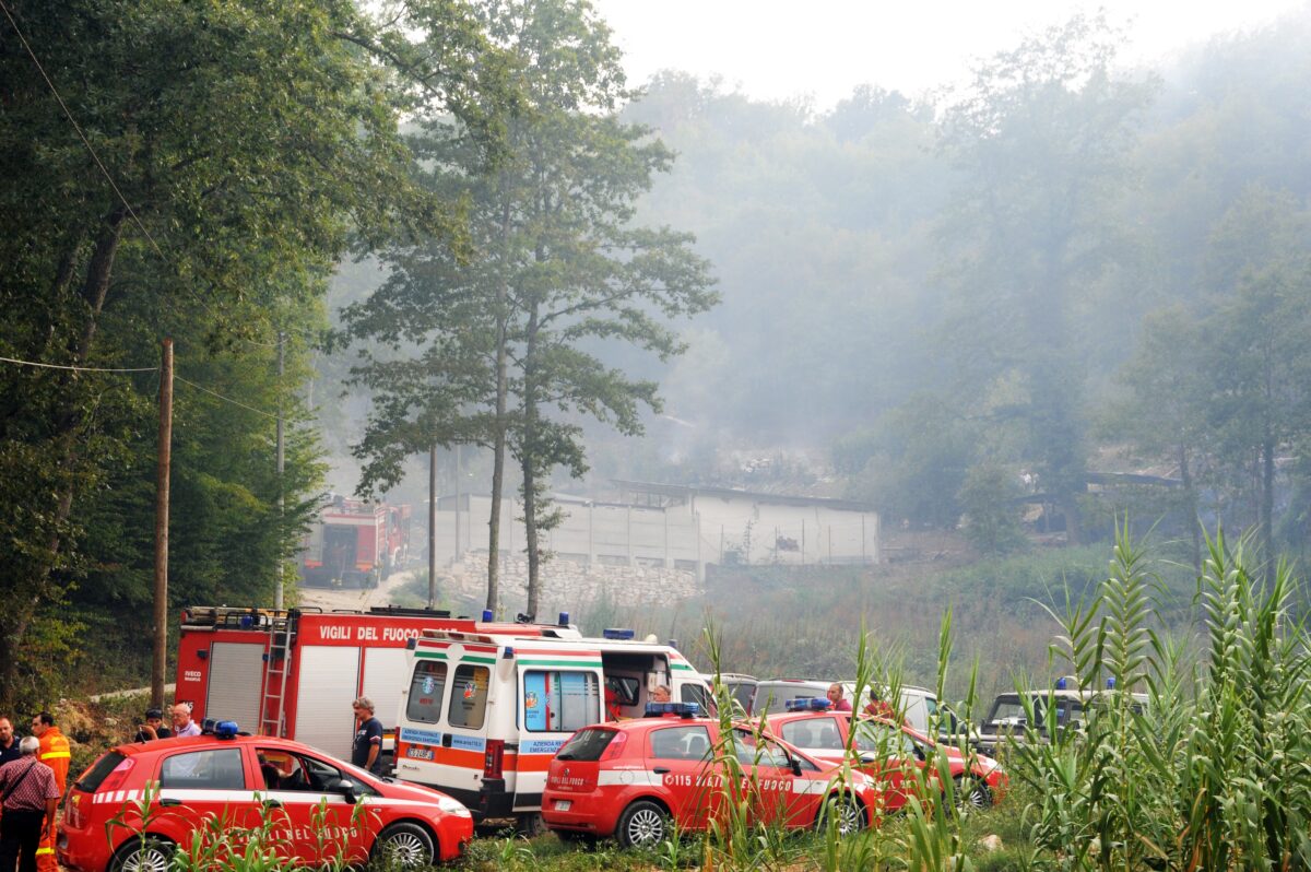Frosinone: Roof of block of flats collapses in Cassino following explosion; two people seriously burnt