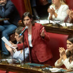 Fuel prices, Schlein: “Enough with stopgap measures – the government must tax windfall profits”