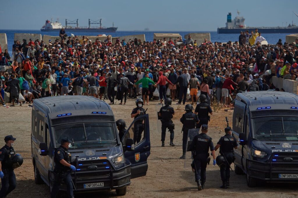 Migrants, EU: “We are assessing Spain’s request for emergency funds for Ceuta”