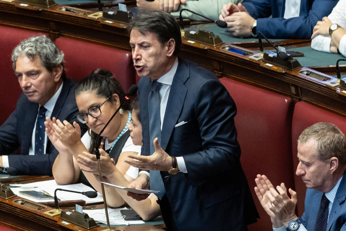 Fuel, Conte: “Government extends barely noticeable discount but 9 billion from SAFE for weapons” Fuel, Conte: “Government extends barely noticeable discount but 9 billion from SAFE for weapons”