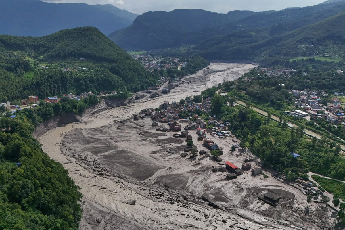Nepal, police: “At least 18 dead in floods”