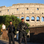 Rome: Prefecture establishes a ‘red zone’ around the Colosseum due to a spate of robberies targeting tourists