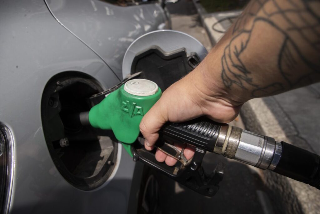 Fuel: Codacons says, “Subsidies do not bring down prices at the pump; action must be taken on windfall profits”