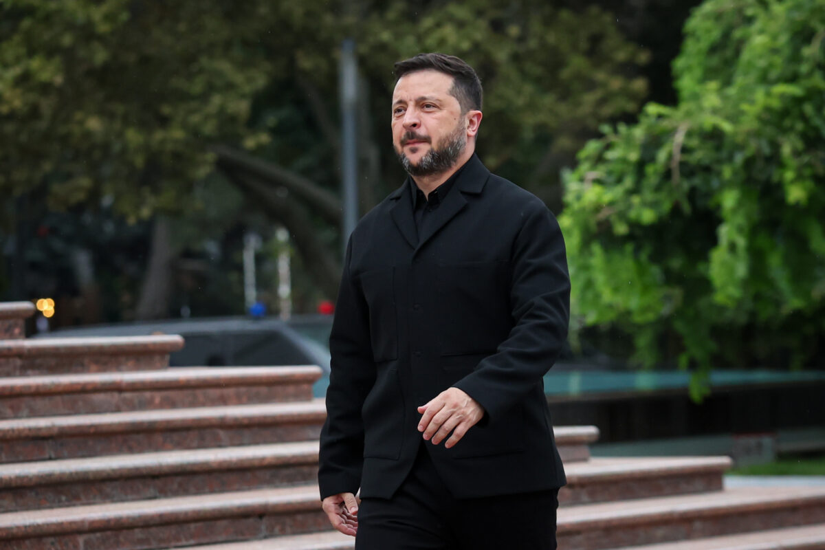 Ukraine, Zelensky: ‘Army depot containing drones and explosives hit near Kyiv’ Ukraine, Zelensky: ‘Army depot containing drones and explosives hit near Kyiv’