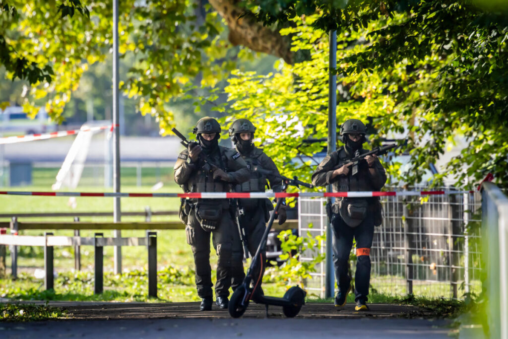 Switzerland, police: “One dead and five seriously injured in rave party shooting”