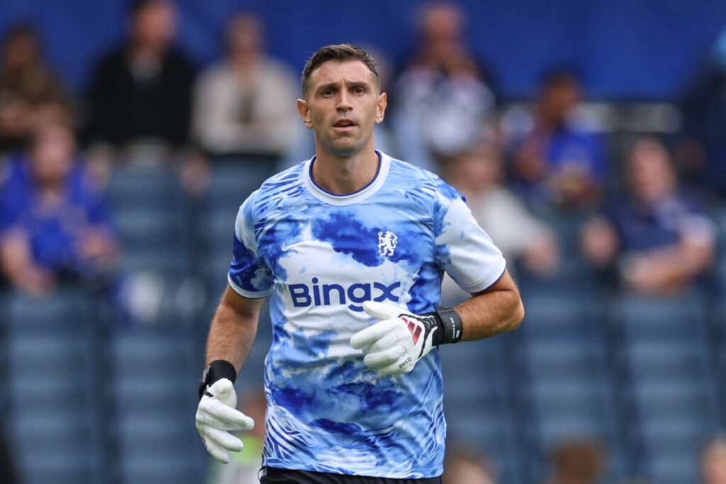 Emiliano Martinez signs for Chelsea and takes to the pitch straight away