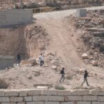 West Bank: settlers storm Burqa village