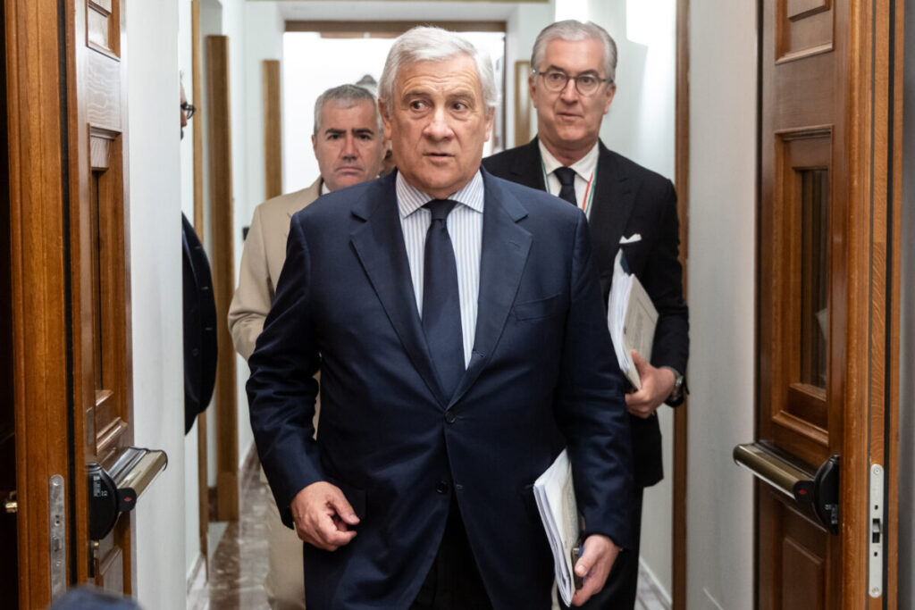 Tajani: “It’s not a rivalry with Sánchez, there is a jihadist threat”