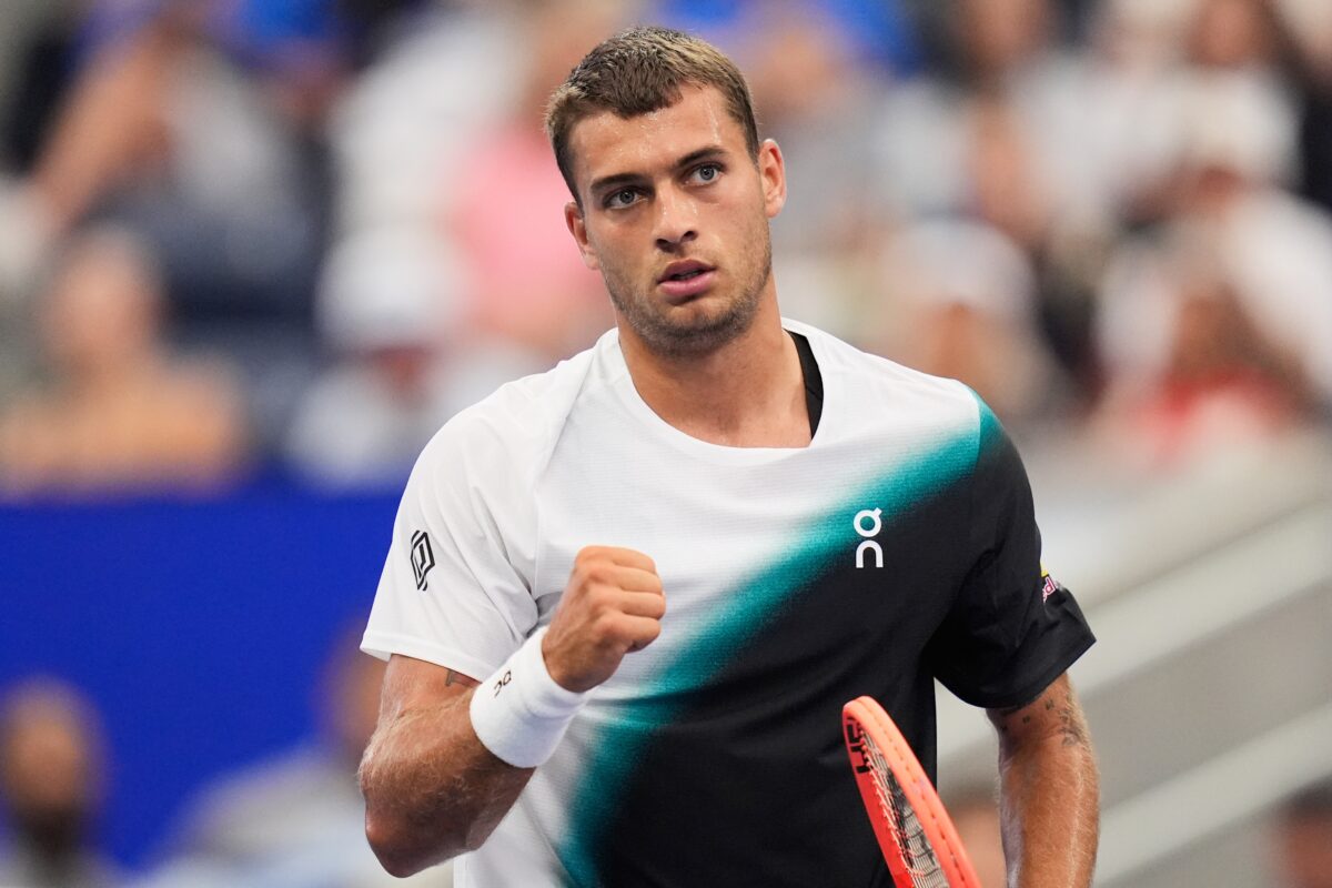 US Open: Cobolli comes from behind to beat Comesana and reach the second round US Open: Cobolli comes from behind to beat Comesana and reach the second round