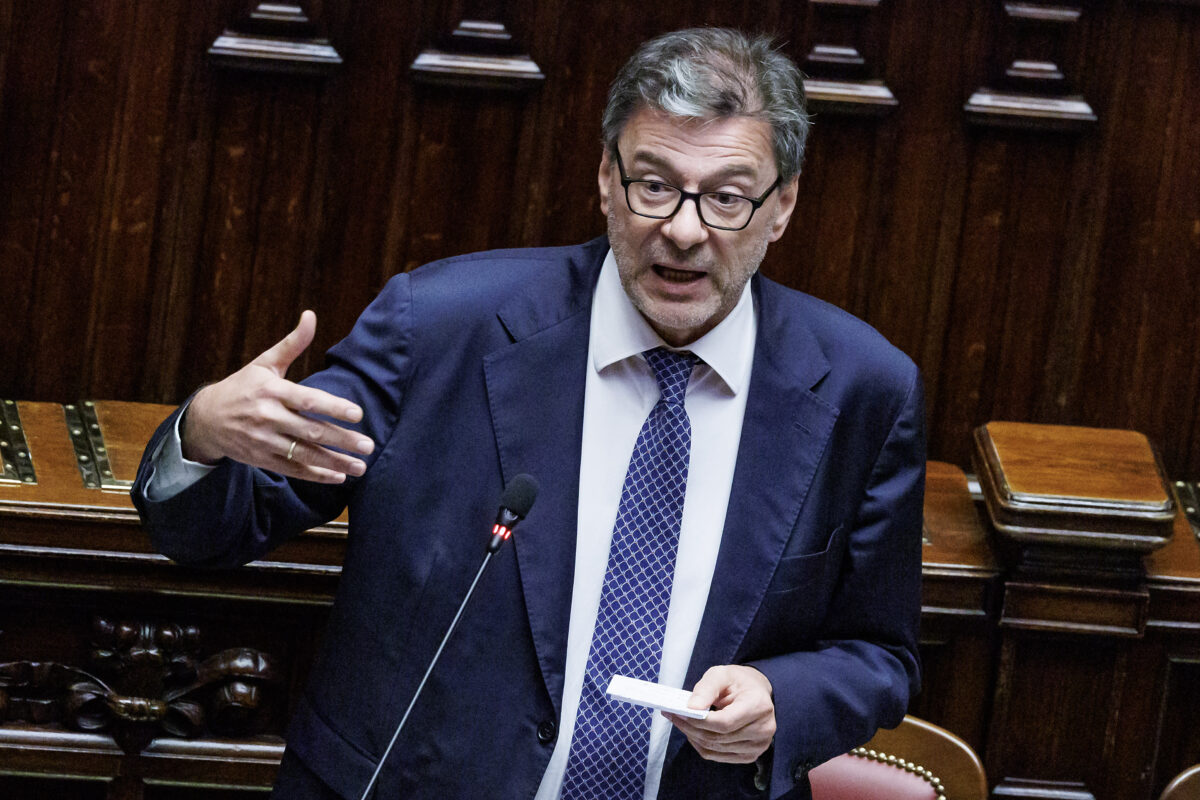 Fuels: Giorgetti signs decree extending excise duty cuts