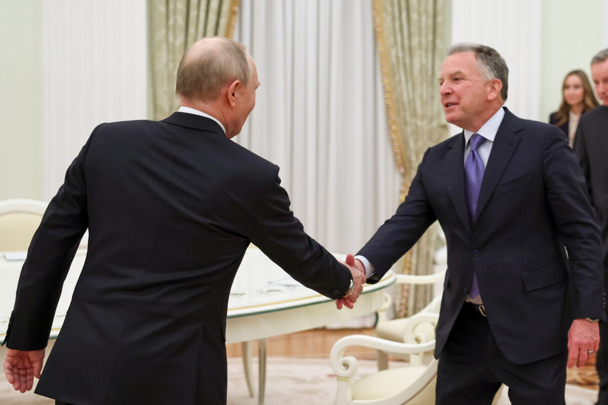 Ukraine: Witkoff and Kushner arrive at Kremlin for meeting with Putin