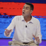 Cernobbio: second day of the Forum gets underway, with Vannacci in discussion with Monti