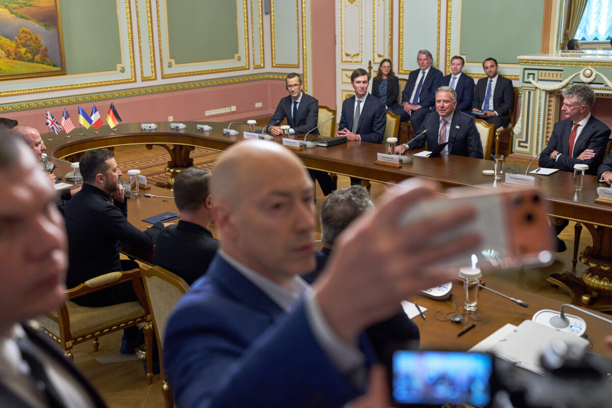 Ukraine, Zelensky: ‘The aim is a just peace; next round of talks with the US and European partners’