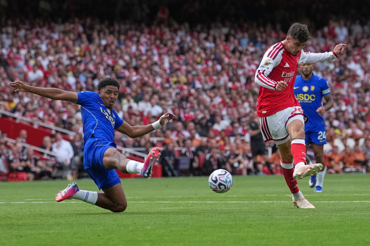 Football: Premier League, Arsenal beat Chelsea 2-1 to remain unbeaten Football: Premier League, Arsenal beat Chelsea 2-1 to remain unbeaten